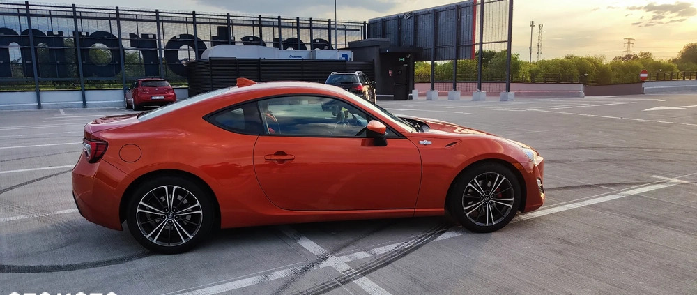 Toyota GT86 cena 65000 przebieg: 115000, rok produkcji 2015 z Wrocław małe 326